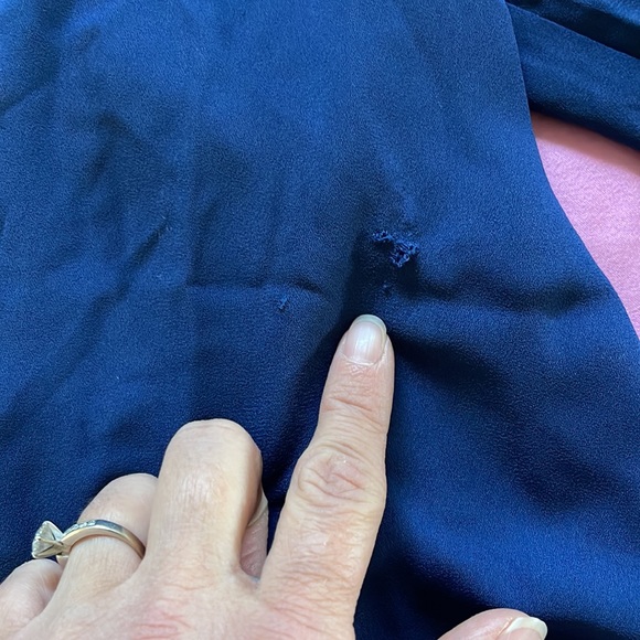 Beautiful shirt- as is - Picture 2 of 3